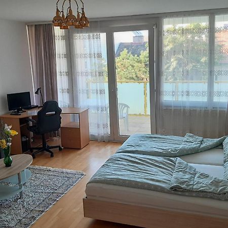 Serviced Apartment With Sunny Balcony Wien Exteriör bild
