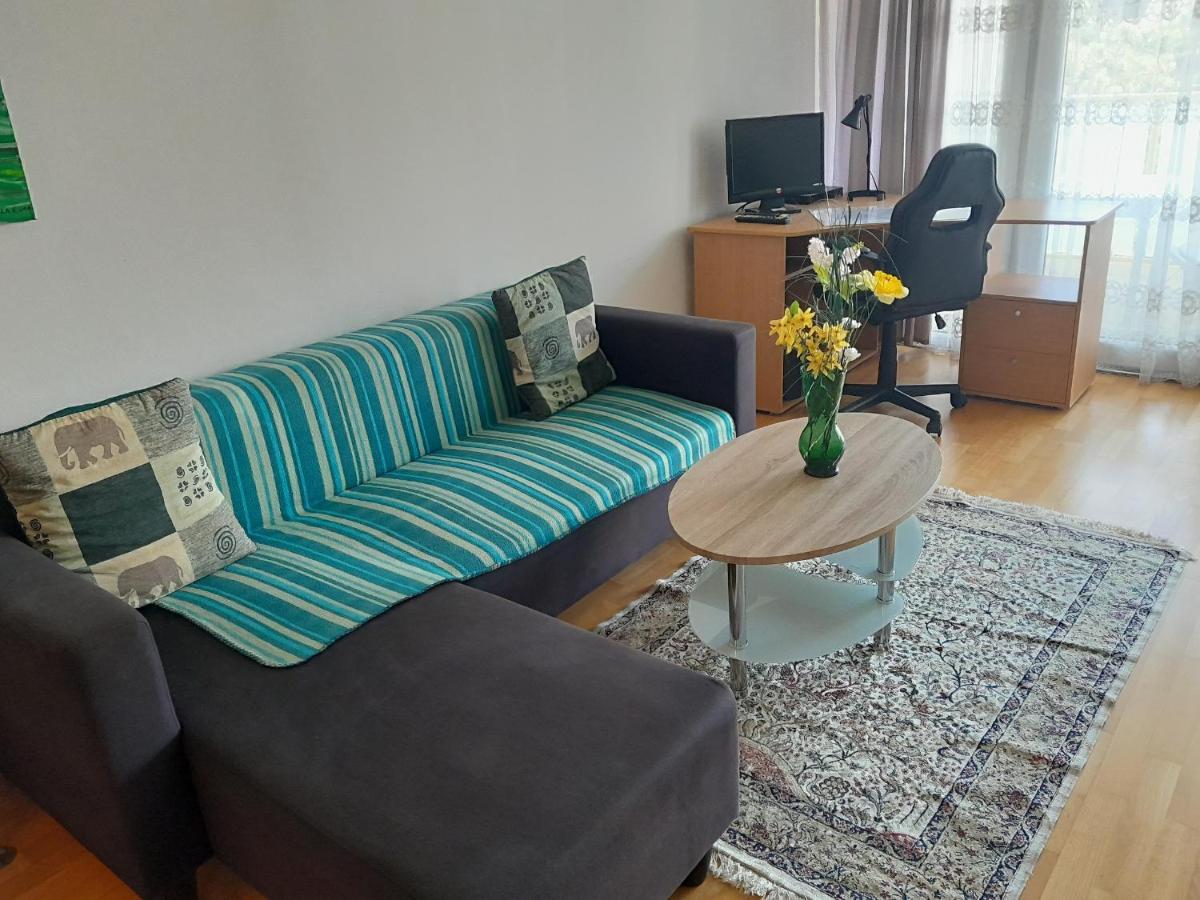 Serviced Apartment With Sunny Balcony Wien Exteriör bild