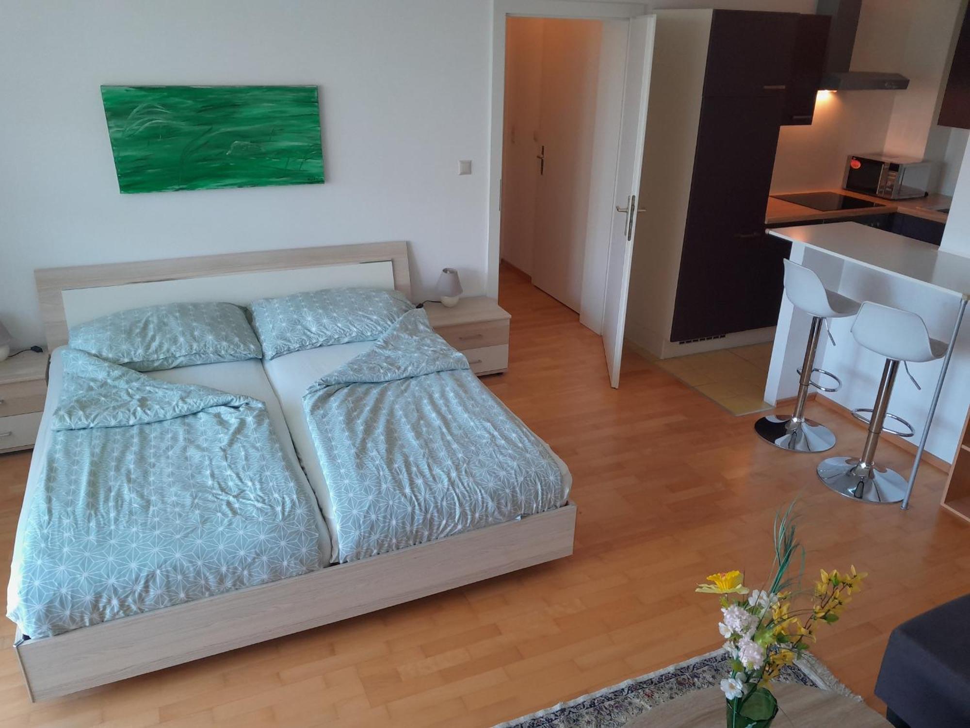 Serviced Apartment With Sunny Balcony Wien Exteriör bild