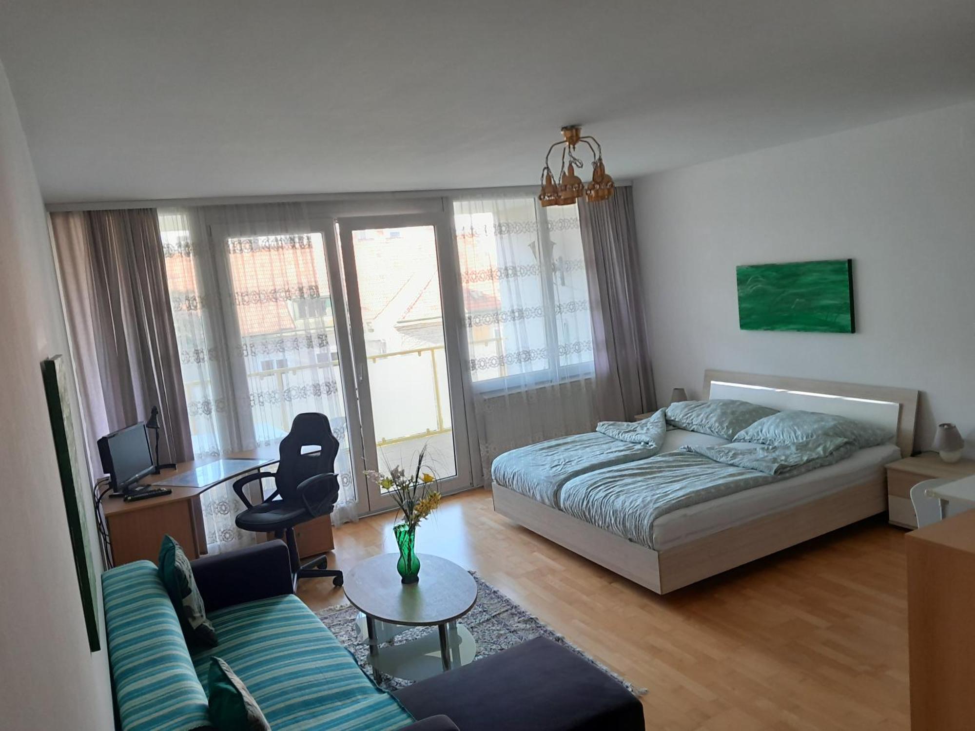 Serviced Apartment With Sunny Balcony Wien Exteriör bild
